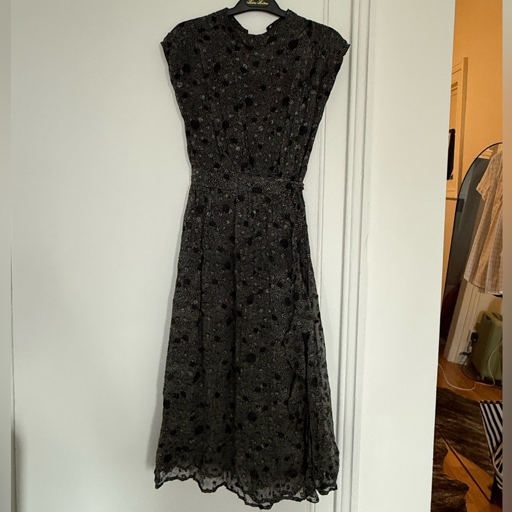 Elegant Black and White Midi Dress
